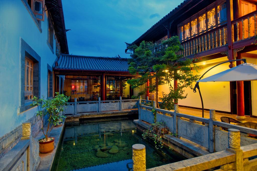 Lijiang Wangfu Hotel Exterior foto