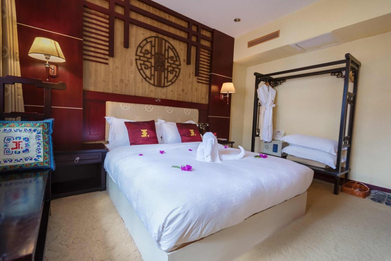 Lijiang Wangfu Hotel Exterior foto
